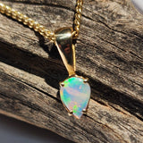 A2810 9k Gold Solid Crystal Opal Pendant